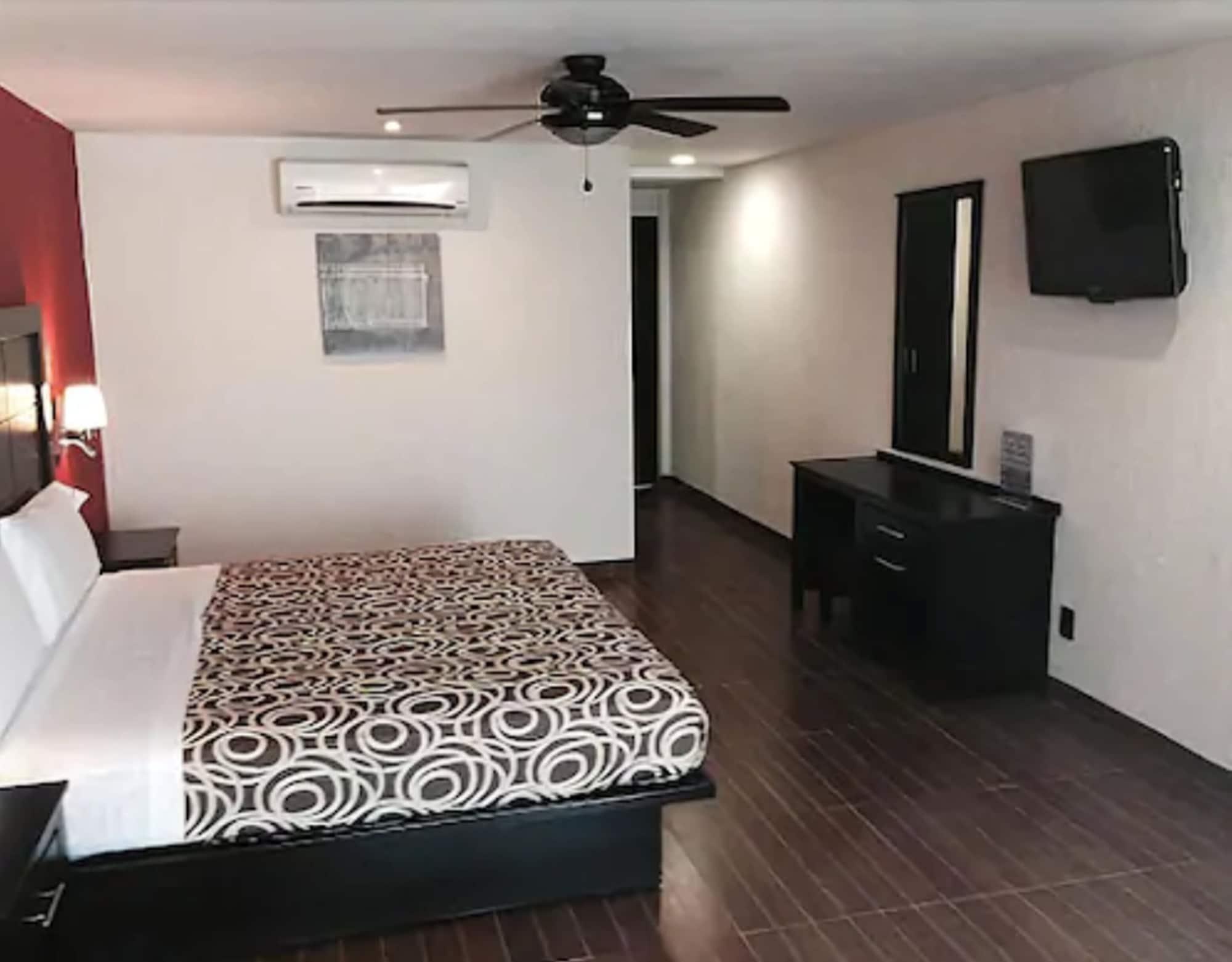 Hotel Victoria Inn San Juan del Río Esterno foto