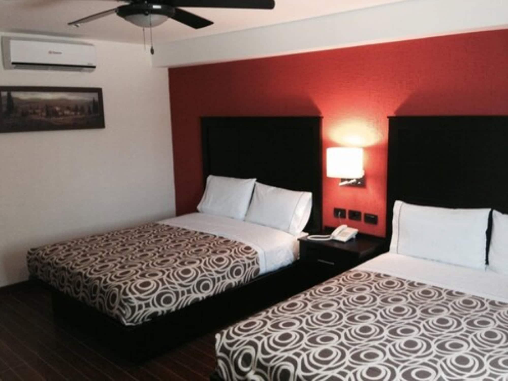 Hotel Victoria Inn San Juan del Río Esterno foto